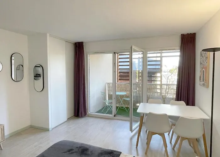 Near Train Station&sanctuary Appartamento Lourdes