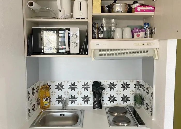 Near Train Station&sanctuary *